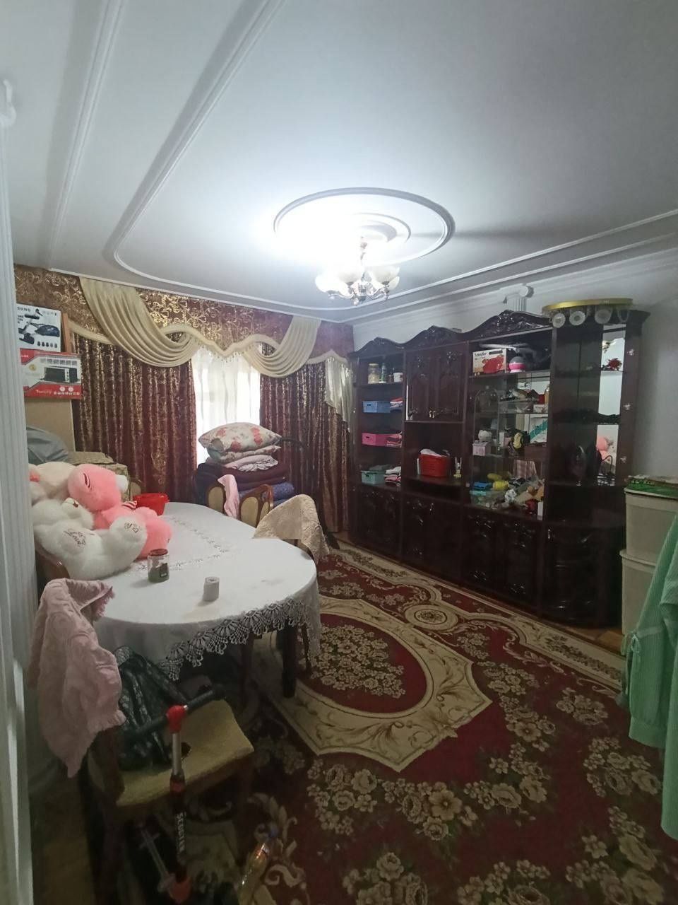 Медгородокда 4 хонали квартира сотилади лифт тараф