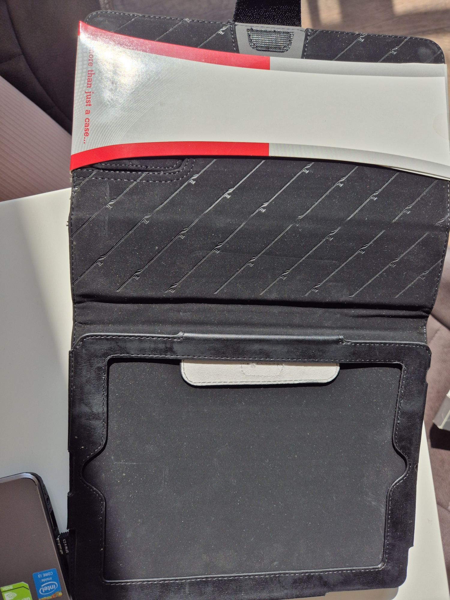 Калъфи за iPad 2