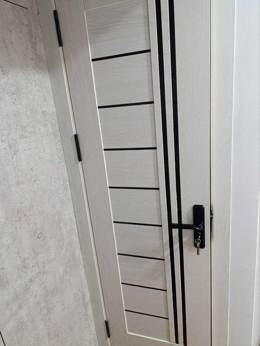 Продаю Б/У Двери в хорошем состояние,Ishlatilgan eshiklar sotiladi