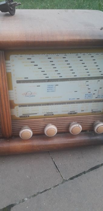 Radio foarte vechi Italia