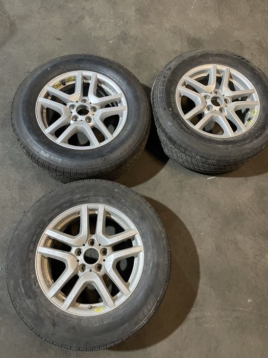 Резервна гума БМВ Х5 (rezervna bmw x5)