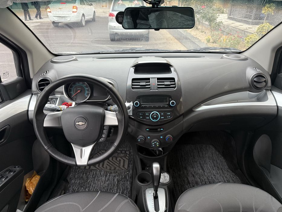 Спарк Spark Avtomat full 2022 yil Oq rang kraska toza