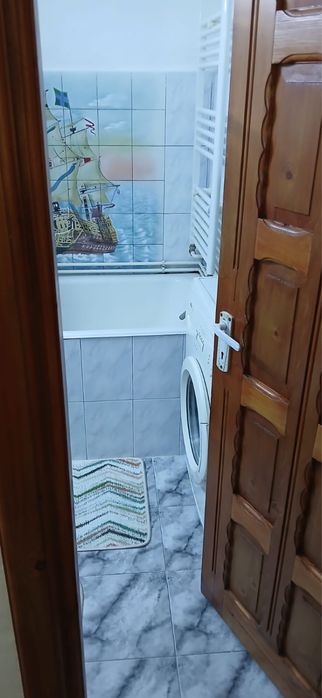 Inchiriez garsoniera