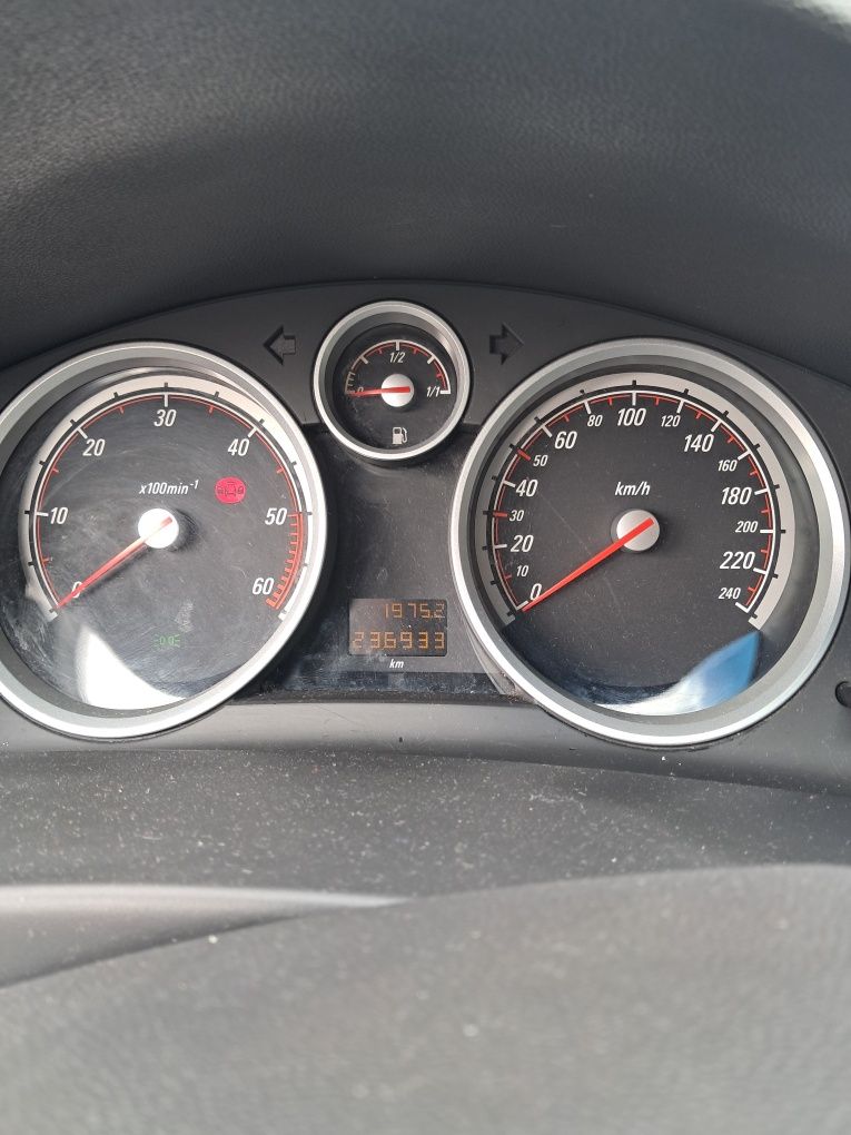 Opel astra h 2010