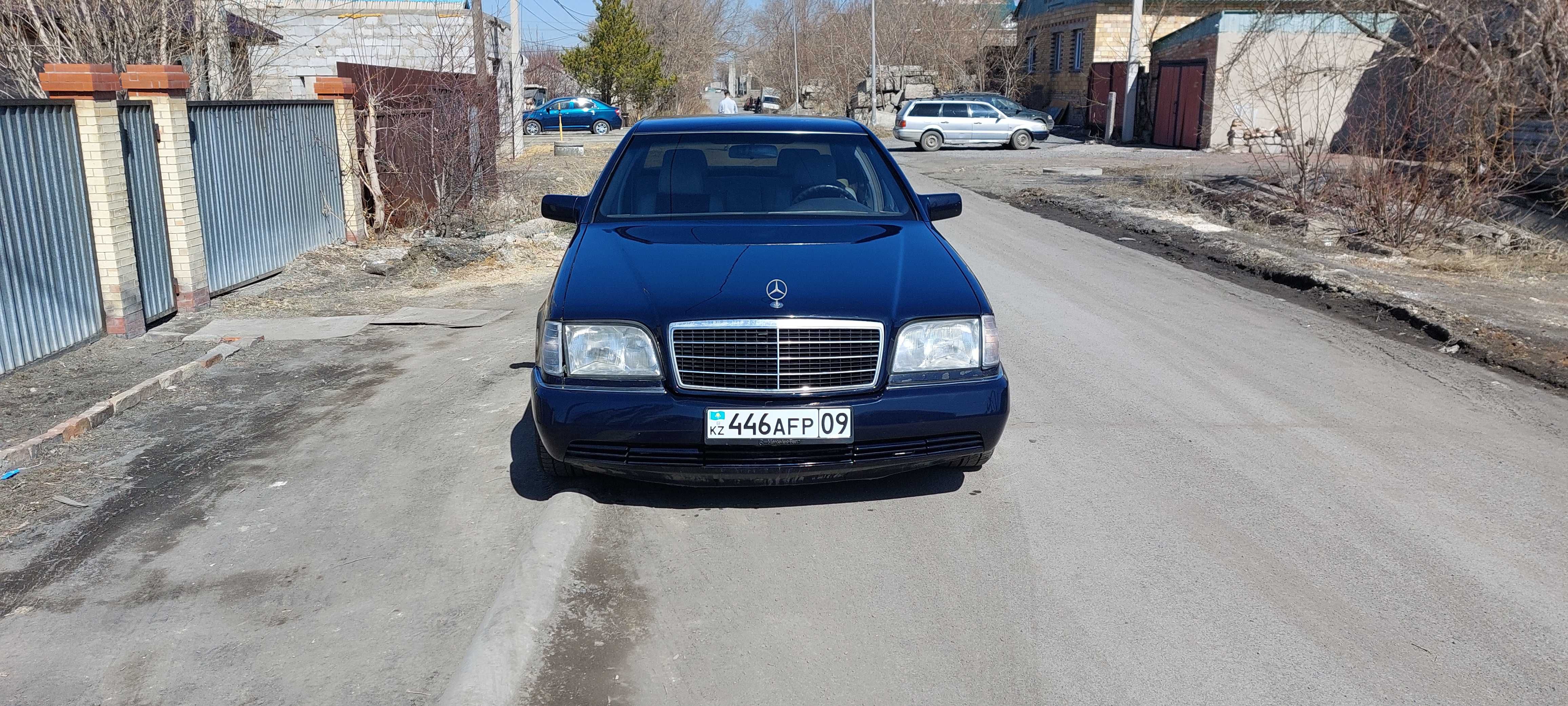 Mercedes-Benz w140