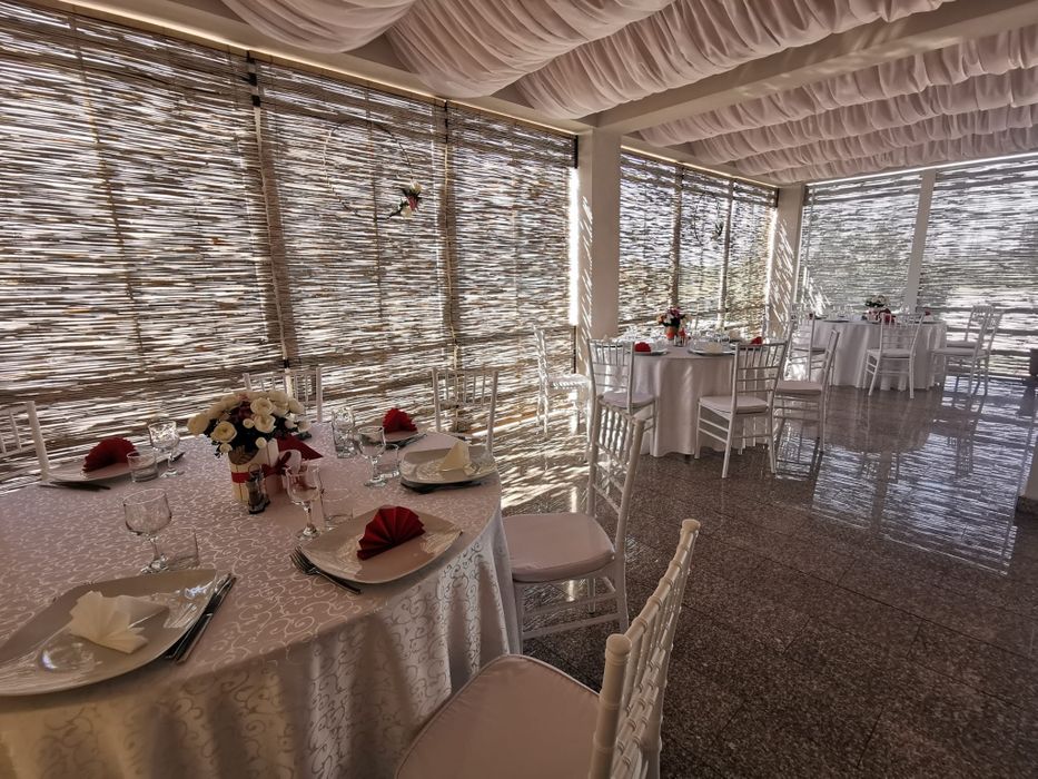 Mese și scaune de închiriat - botezuri, orice tip de eveniment privat!