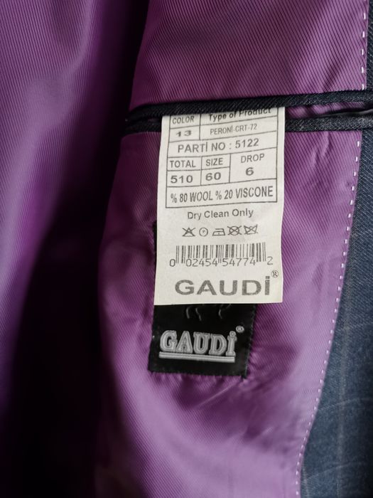 Costum bărbați Gaudi