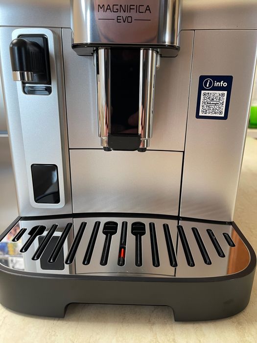 Кафеавтомат Delonghi Magnifica Evo