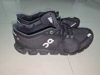 Adidasi on cloud