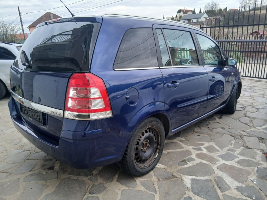 Vand Opel zafira 1,7 D .an 2009