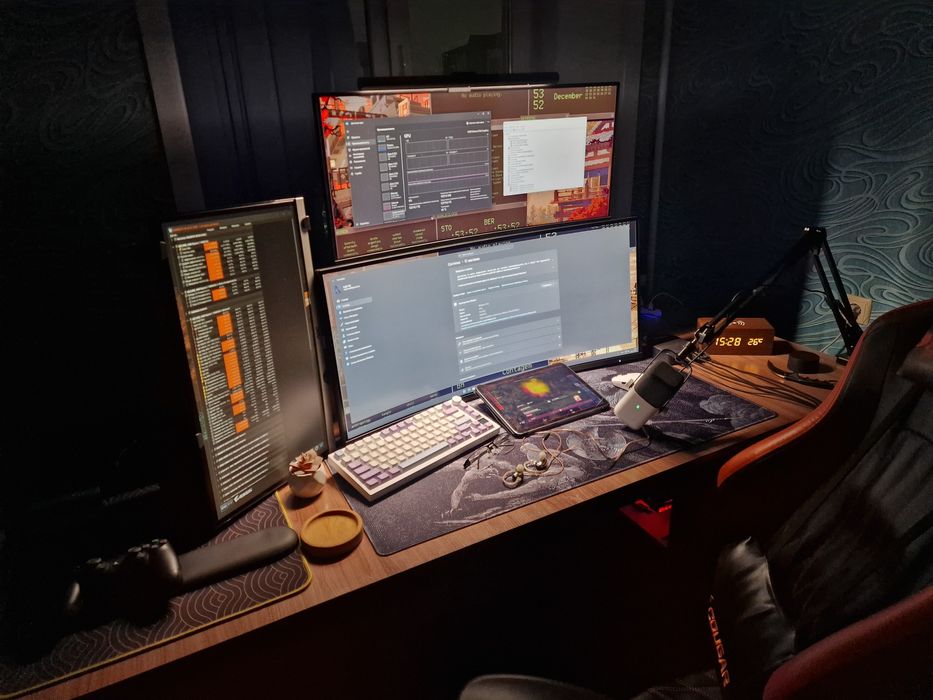 Ryzen 7 7800 X3D, RTX 3080 GAMEROOCK