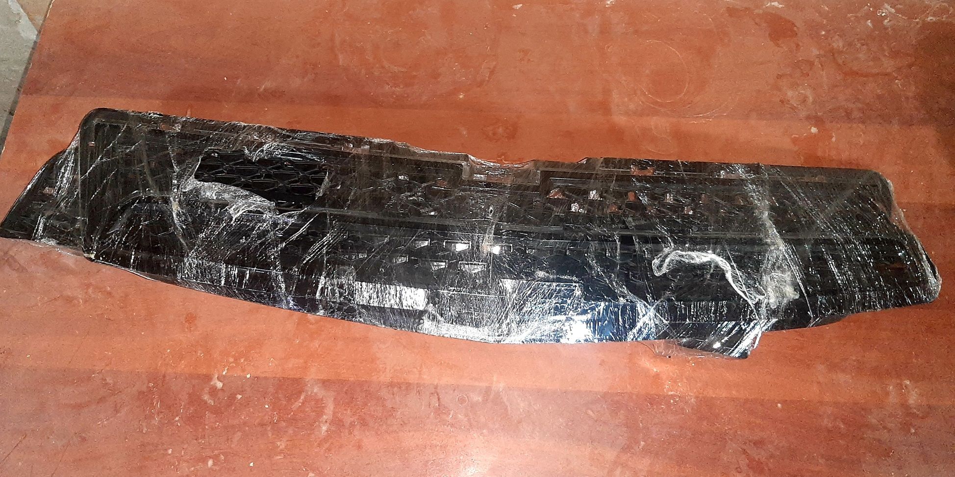 Oblisovka Cherry dizayn Cobalt moshinasiga yangi xolati ideal