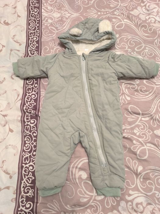 Космонавт за бебе