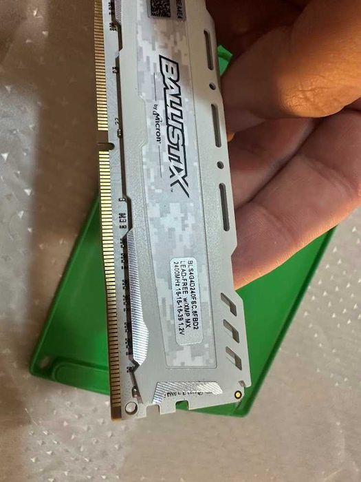 RAM памет Ballistix Sport LT 4GB DDR4 2400MHz