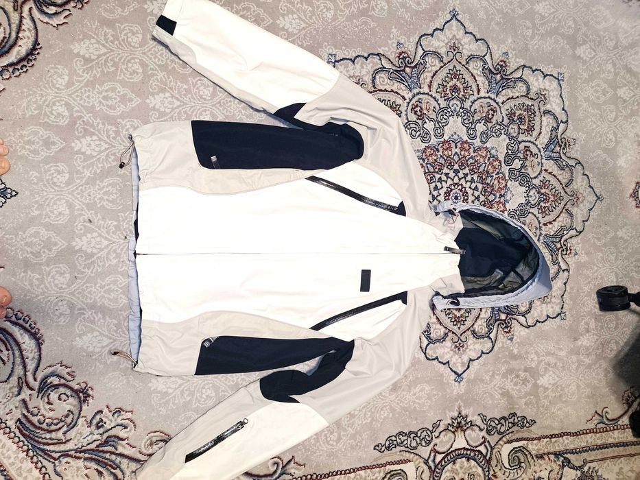 Румынская куртка штормовка