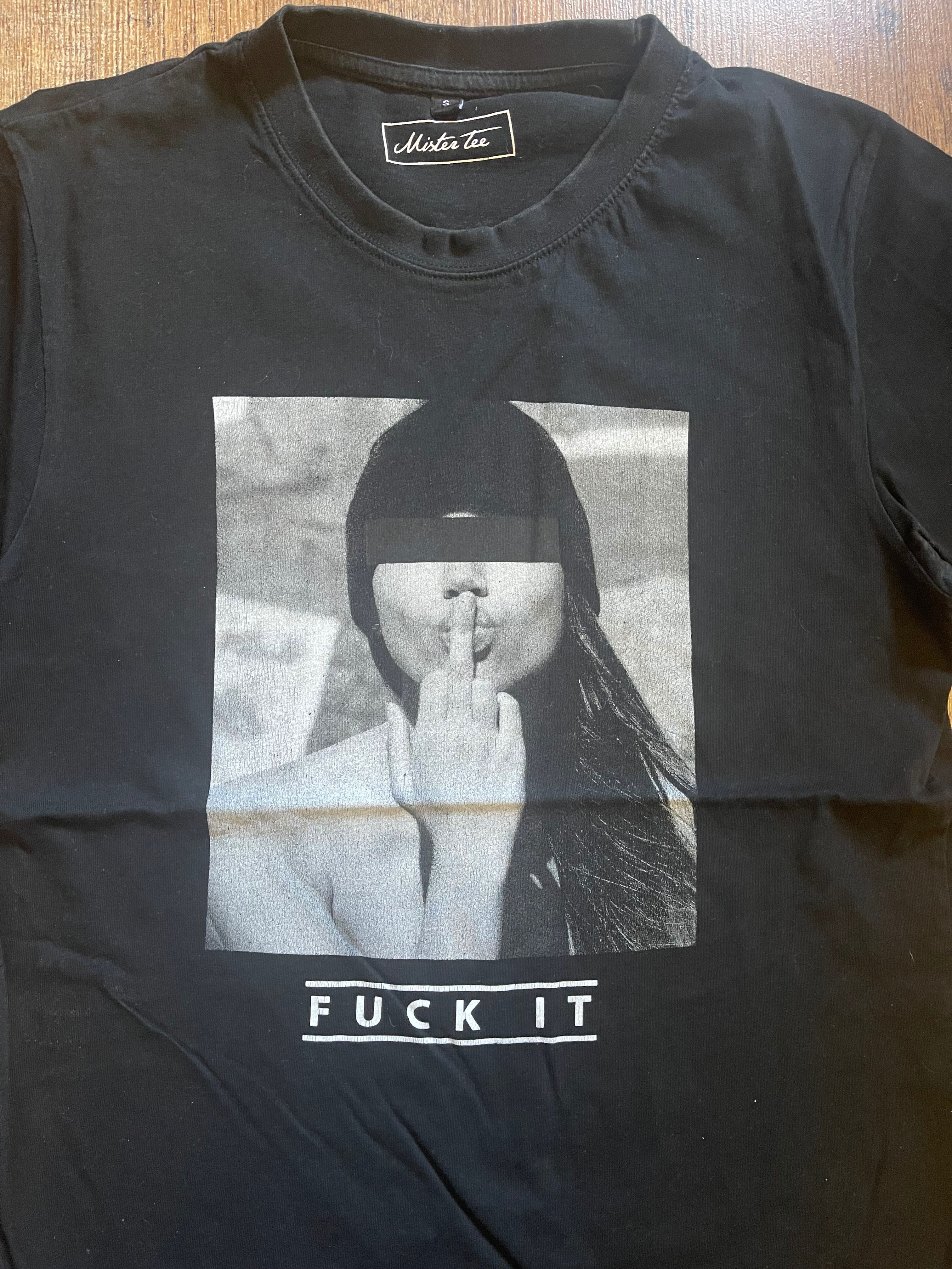 Тениска - Mister Tee