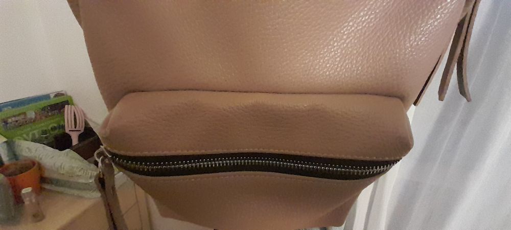 Дамска чанта и раница/Естествена кожа