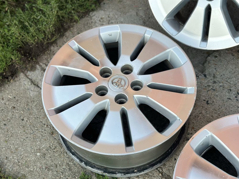 Оригинальные диски R17 Toyota