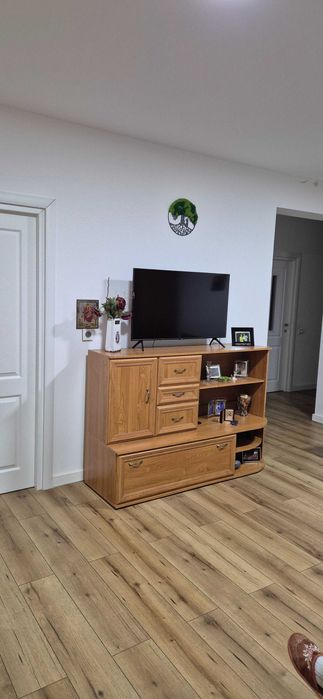 Mobila de living cu dulap