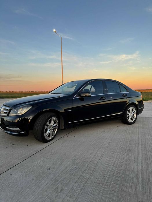 Mercedes c180 w204 2011