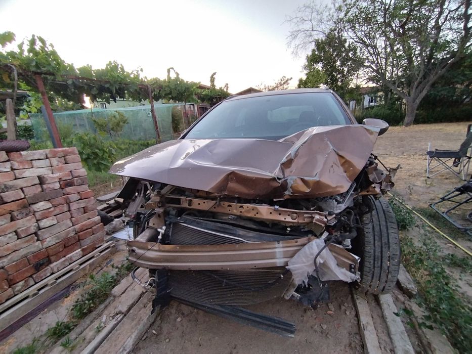 Opel Astra K tourer на части