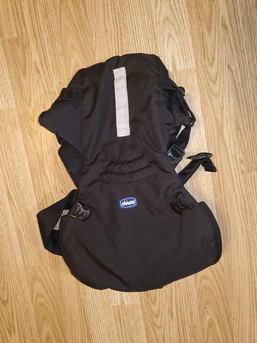 Purtător de bebeluși  De la brand chicco