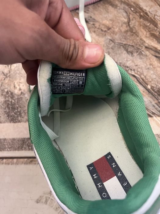 Adidași tommy hilfiger dama nr 40