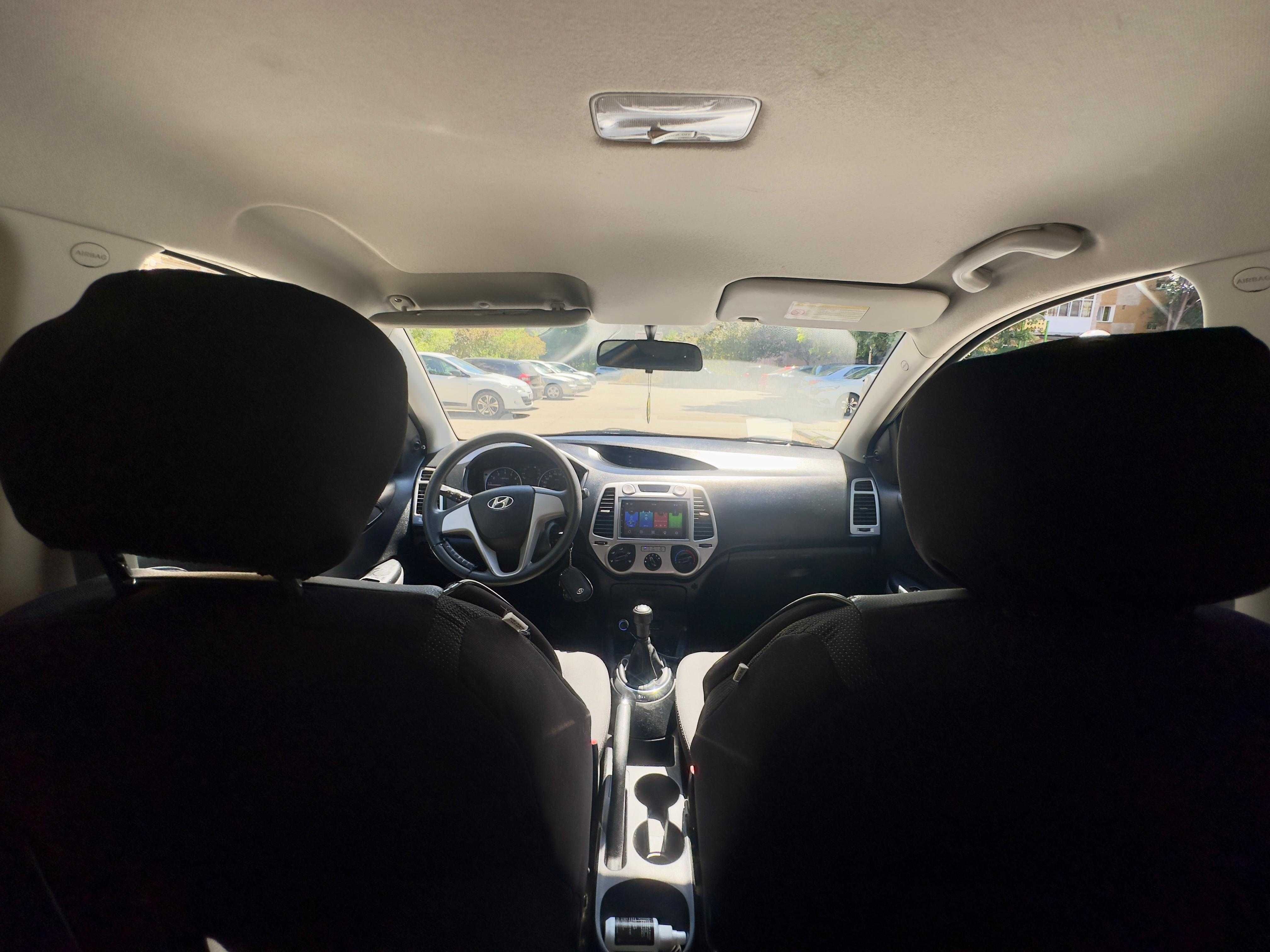 HYUNDAI i20 - 1.2 benzina, 84 CP, euro 5 - 2012