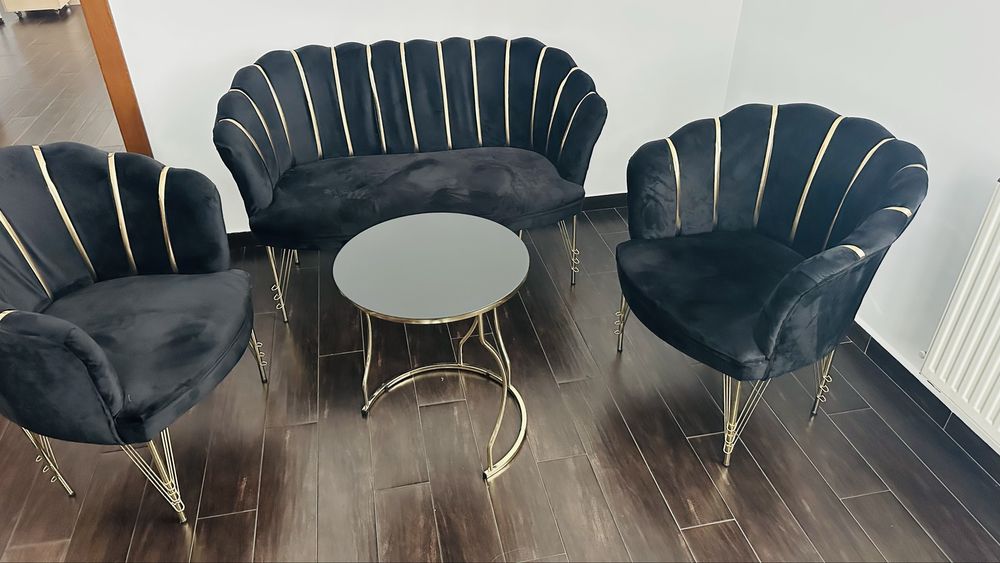 2 seturi de canapele noi