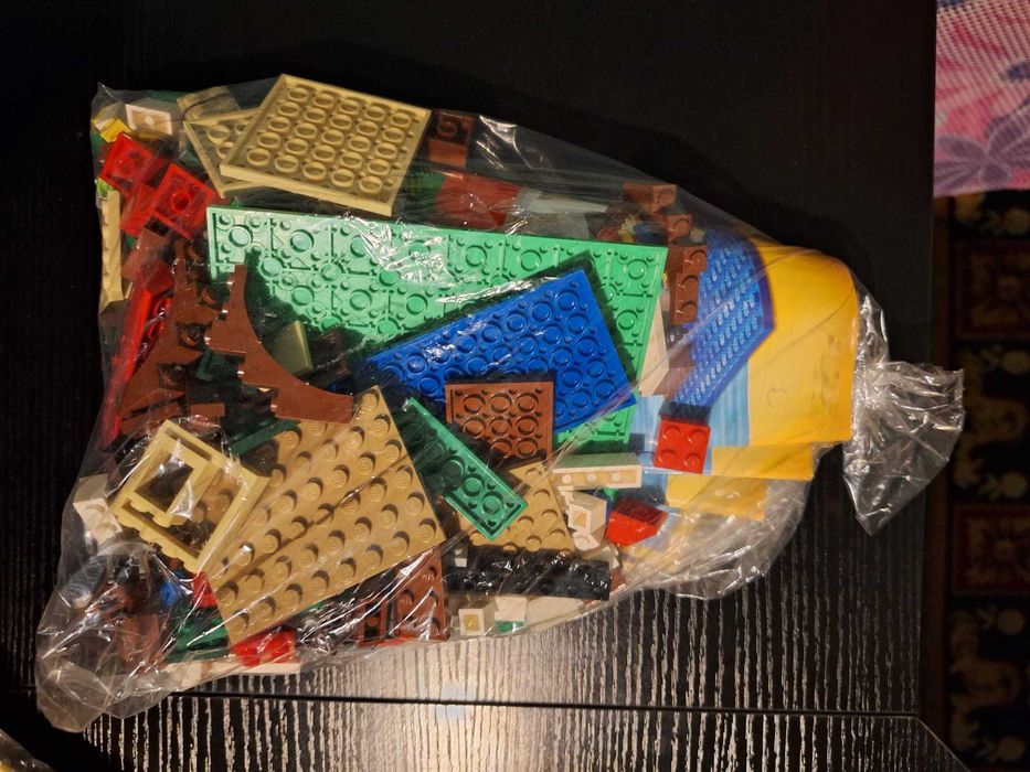 Lego (Lego Friends/Creator)