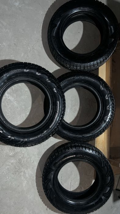 Шипы R16 215/70