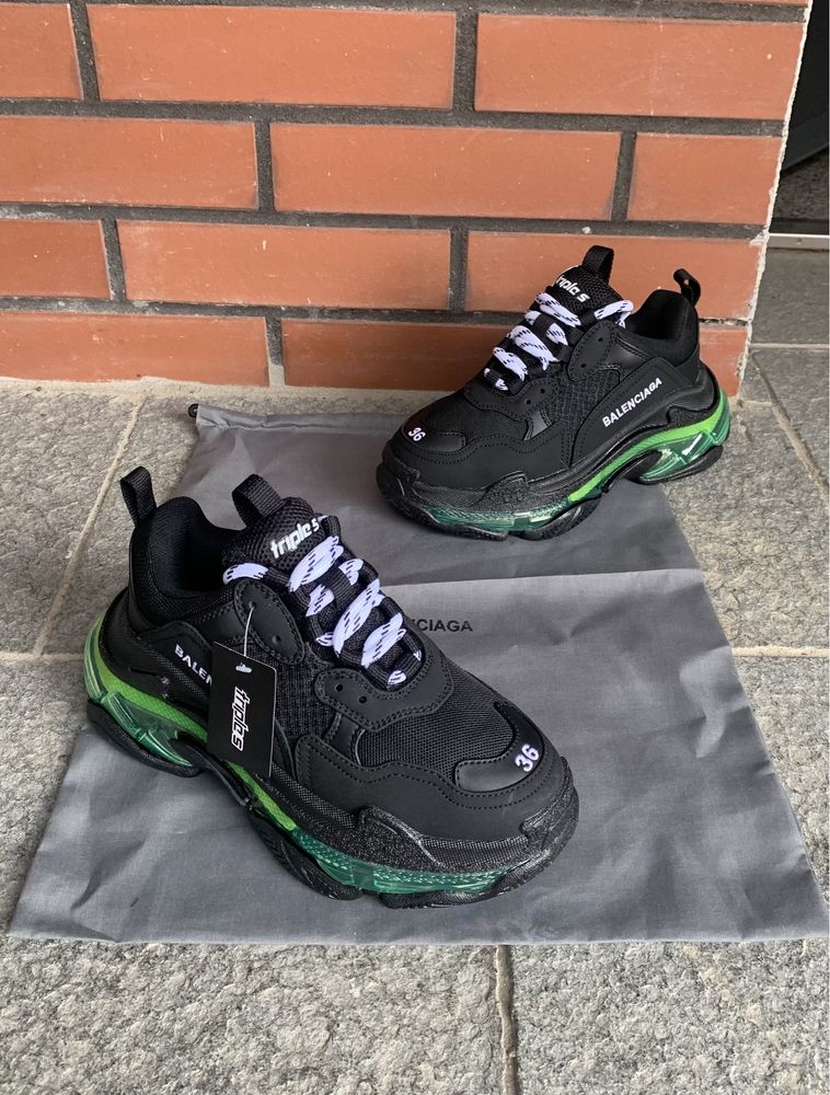 Sneakers Balenciaga Triple S Black Fluo