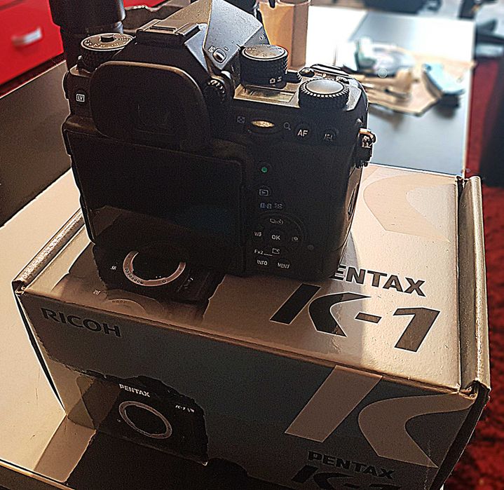 Camera foto Pentax K-1 DSLR plus obiective