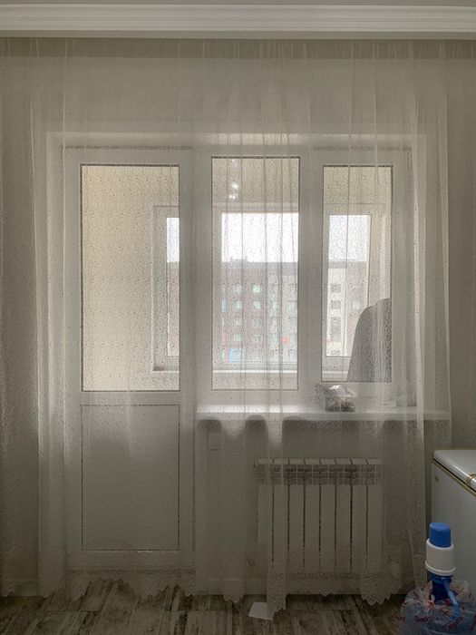 Тюль с золотым узором