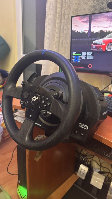 НОВО Thrustmaster T300RS GT
