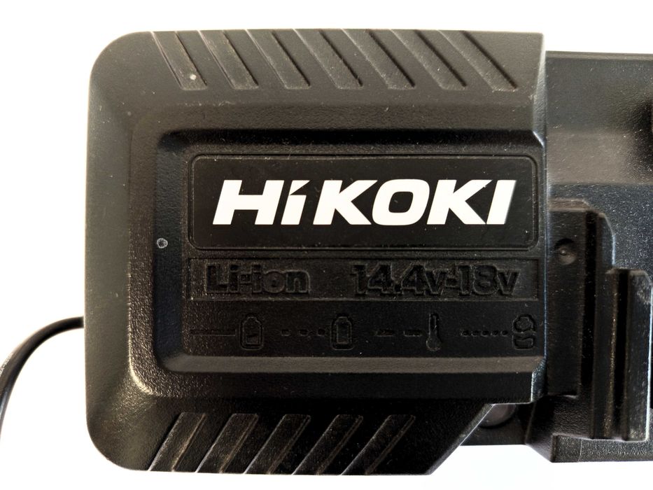 Универсално зарядно и батерия HiKOKI 14.4v-18v Li-Ion Battery 240v