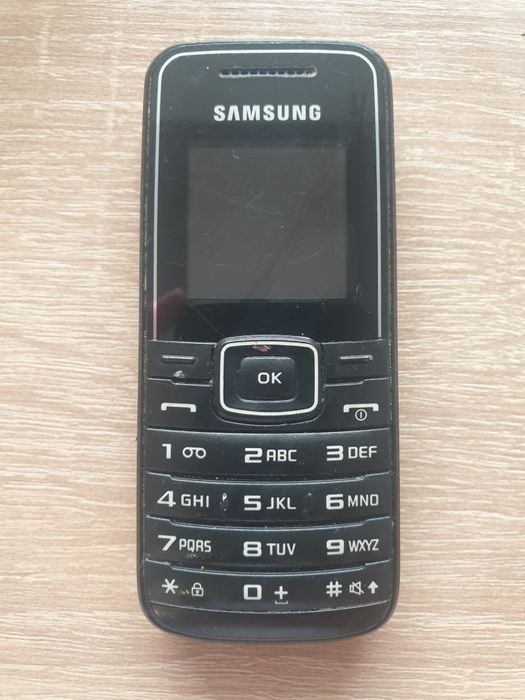 Telefoane mobile (toate 8 la 100 de lei)