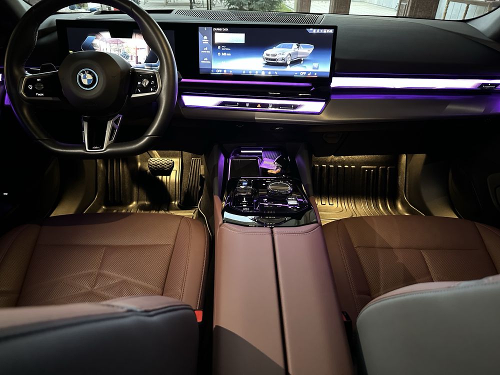 BMW i5 edrive35L full