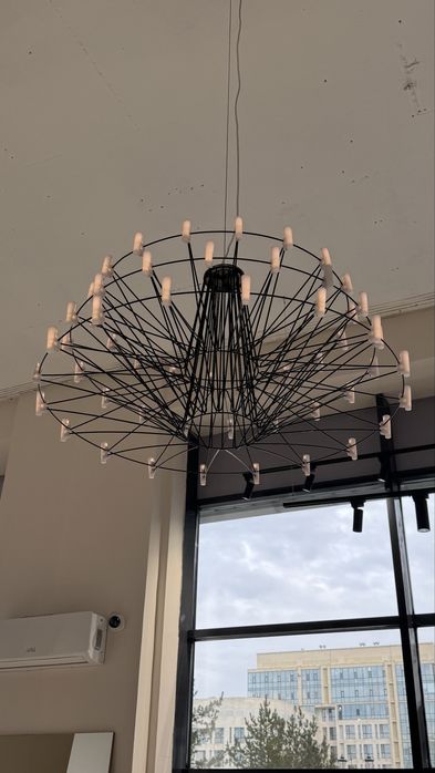 Декоративная люстра на светодиодах. Производство Италия