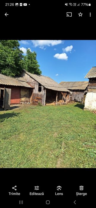 Teren intravilan 3240mp + casa din cărămidă, Com Vernesti sat Zoresti