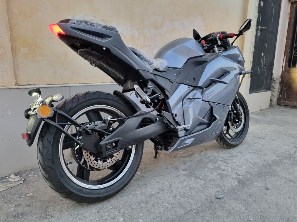 Electro moto 2025