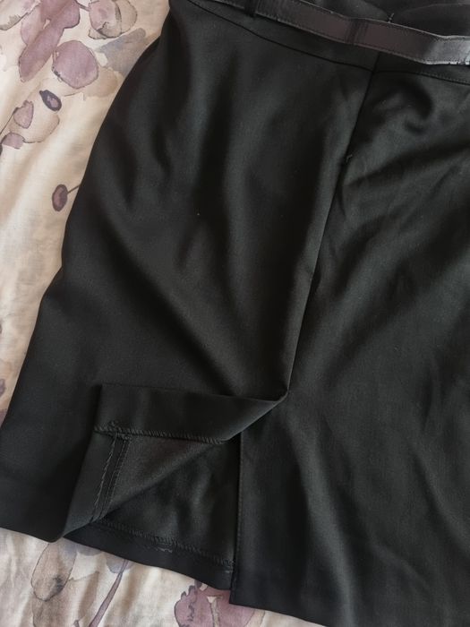 Fustă neagră mărimea 42