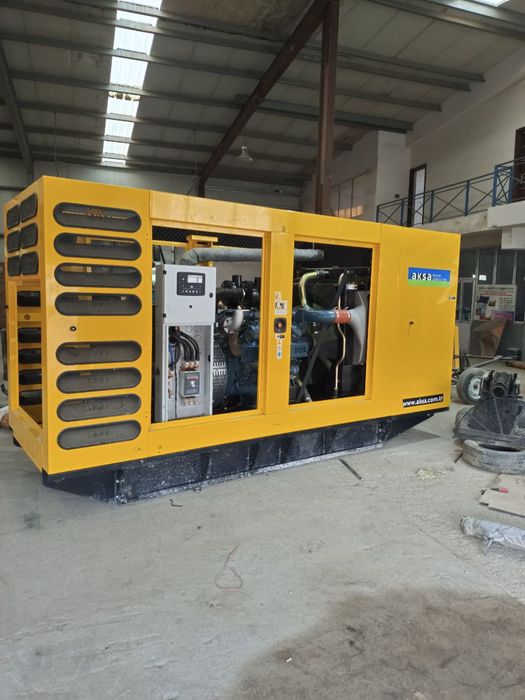 ГЕНЕРАТОР AKSA 400кв идеал состояние почти новый