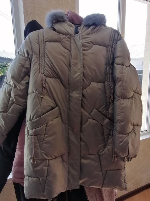 Продам куртку 5000тг