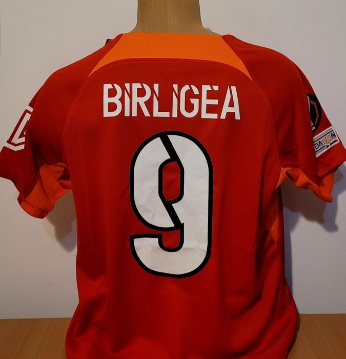 Tricou Fcsb rosu model Europa League Birligea Cisotti Olaru