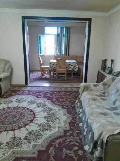Ул. Бабура.  3комнатная кирпич.  84м2
