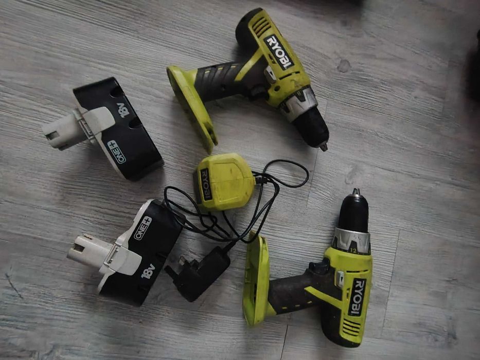 Autofiletanta Ryobi 2 bucăți + încărcător și baterii