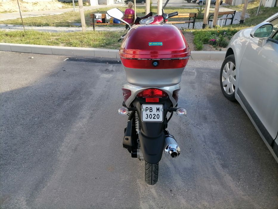 Скутер 50 кубика