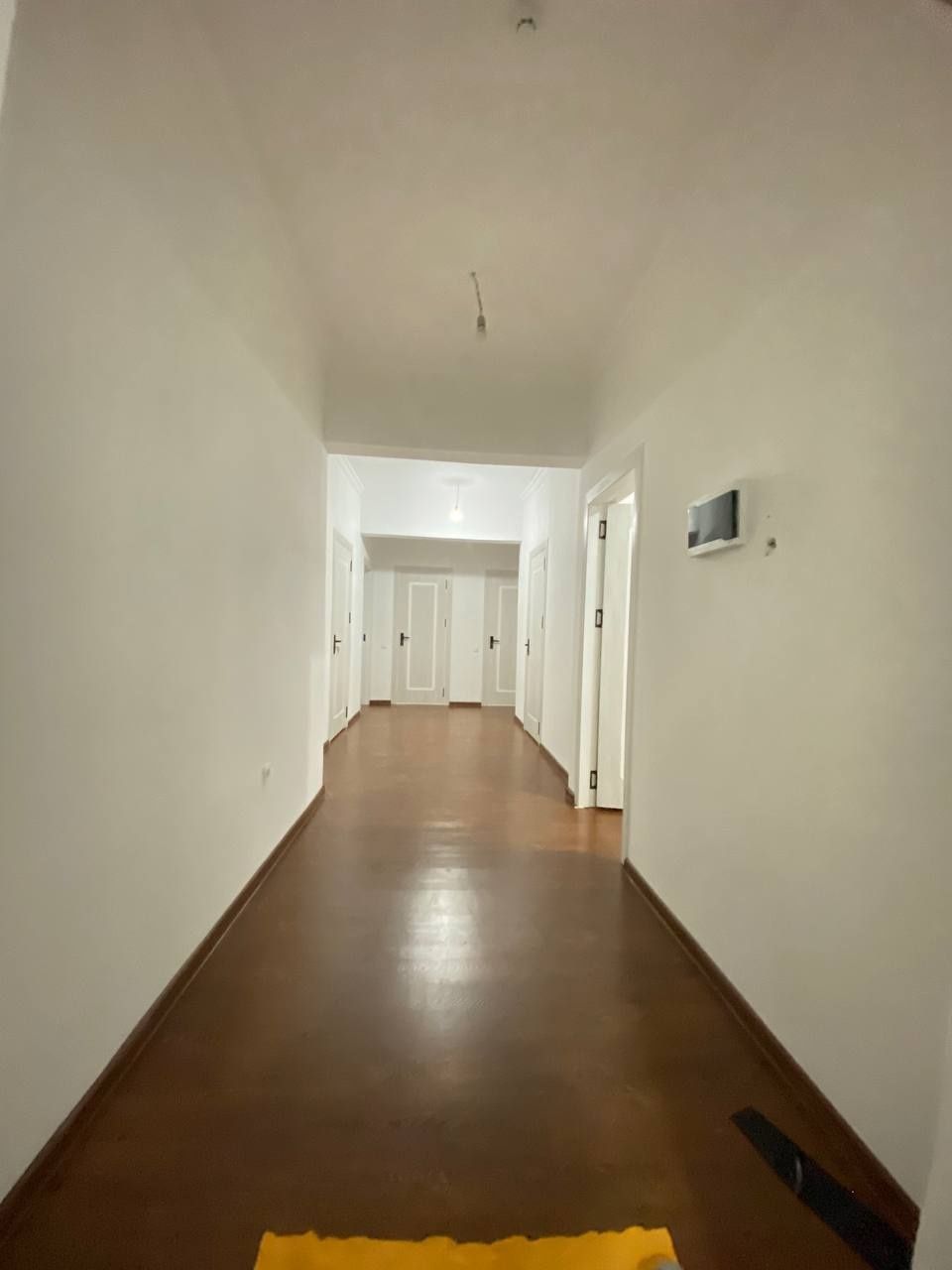 Sergeli YangiDarxon 3/5/16 kvartira sotiladi srochna