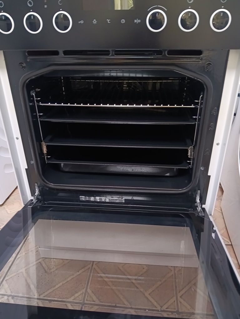 Като нова свободно стояща печка с керамичен Gorenje 2 години Гаранция!
